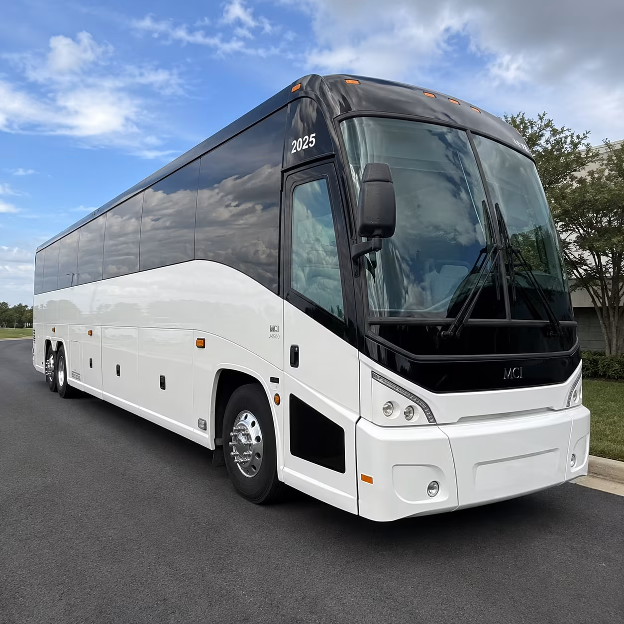 charter buses for snake river stampede and ford idaho center events