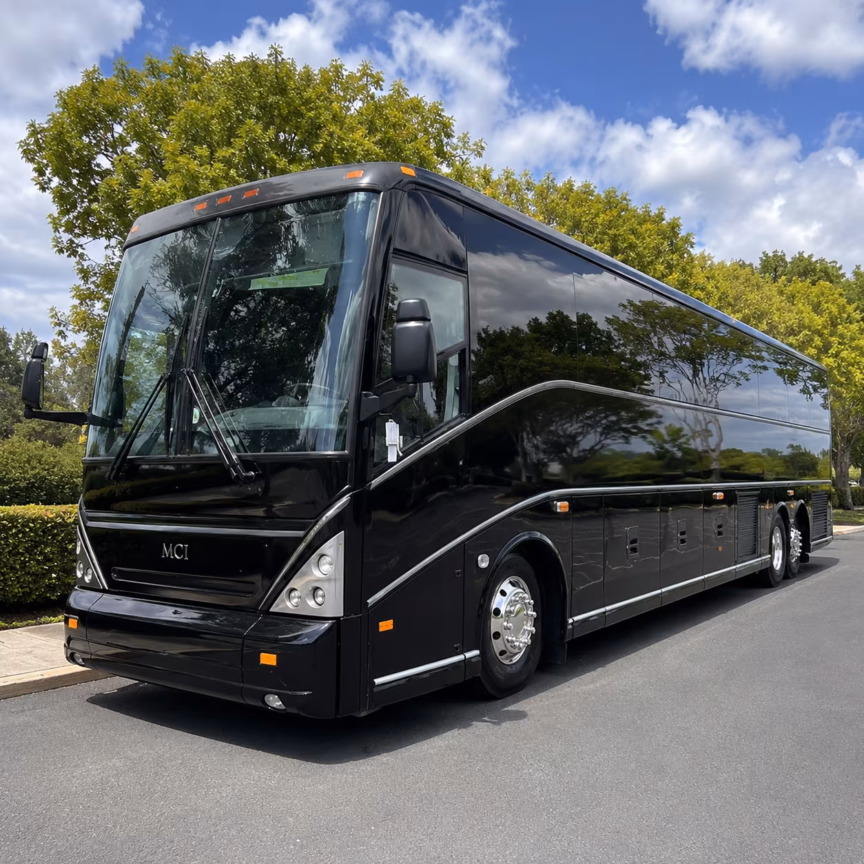 shuttle buses for northwest nazarene university and college of western idaho events